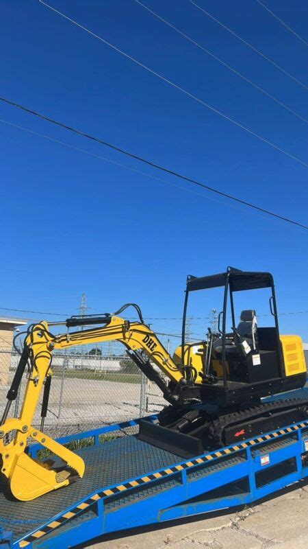 New DHE3.5D 7,000lb Mini Excavator + 6 Attachments W/ 